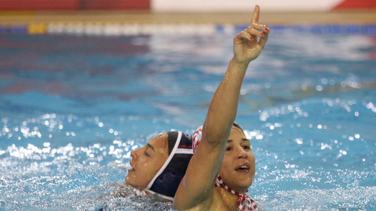 Πρωταθλητής Ελλάδας στο πόλο γυναικών ο Ολυμπιακός, 7-5 τη Βουλιαγμένη