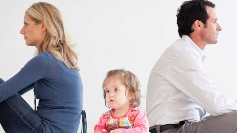 Διαζύγιο γονέων: Πόσο επηρεάζεται το παιδί