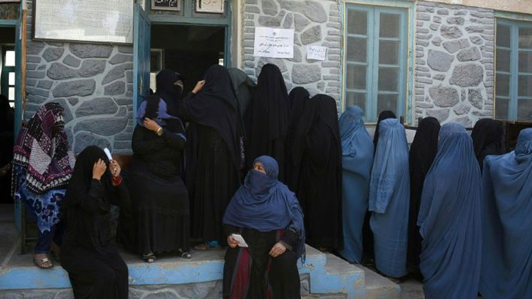 Αφγανιστάν: Η δολοφονία μιας δημοσιογράφου φέρνει στο φως την τύχη των γυναικών στη χώρα