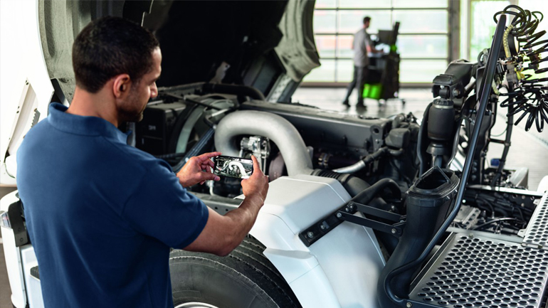 Με αυτό το εργαλείο απλοποιούνται τα προβλήματα στο συνεργείο αυτοκινήτων