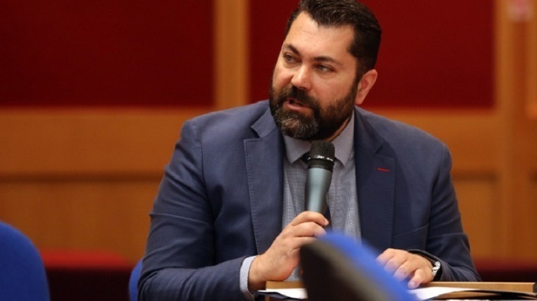 Η Ελλάδα θα θέσει στην ΕΕ το θέμα συνεργασίας Facebook-Ellinika hoaxes Η Ελλάδα θα θέσει στην ΕΕ το θέμα συνεργασίας Facebook-Ellinika hoaxes