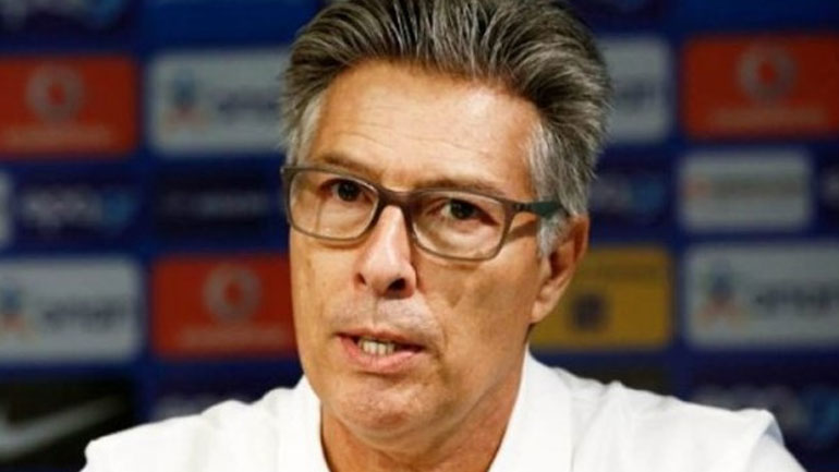 Η ΑΕΚ στέλνει σπίτι του τον Πορτογάλο αρχιδιαιτητή!