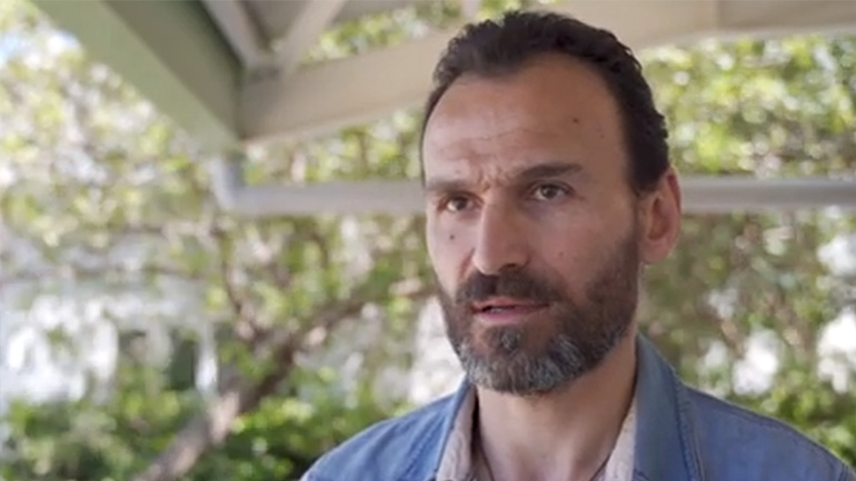 Νίκος Νταμπίζας στον ΟΠΑΠ: Εύχομαι να σηκώσει το κύπελλο ο Χολέμπας