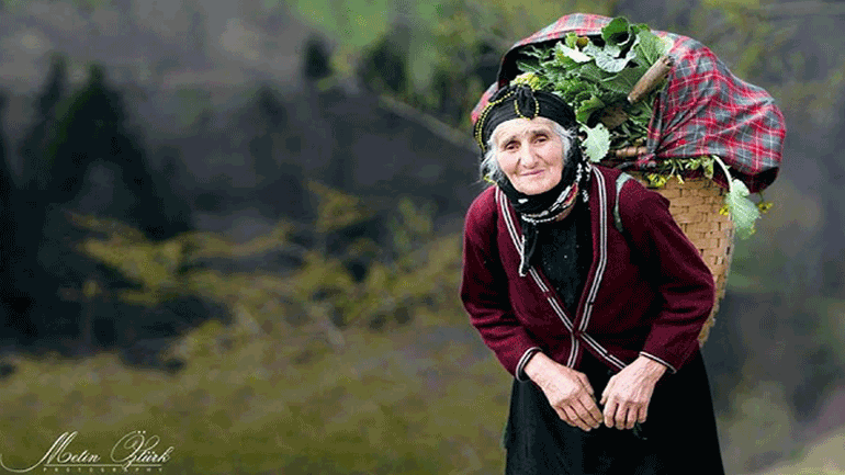 «H μητρική μας γλώσσα δεν ήταν τουρκική. Τα Ποντιακά είχαμε ως μητρική. Ρωμαίικα την ονομάζαμε εμείς»