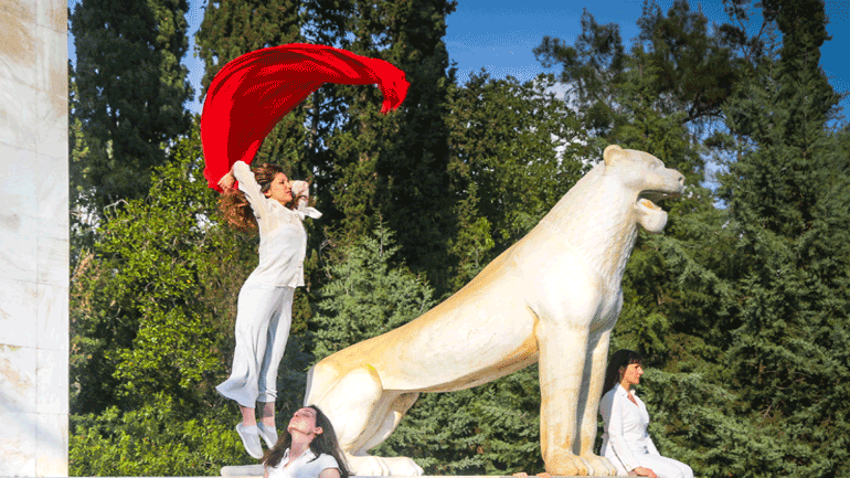 Ερπετό γλυκόπικρο στο Πεδίον του Άρεως Ερπετό γλυκόπικρο στο Πεδίον του Άρεως