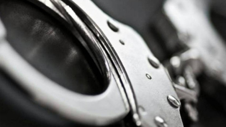 Συνελήφθησαν 4 άτομα για παράνομη κατακράτηση 74 αλλοδαπών