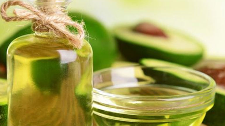 Γιατί να βάλεις το έλαιο αβοκάντο στη beauty routine σου;