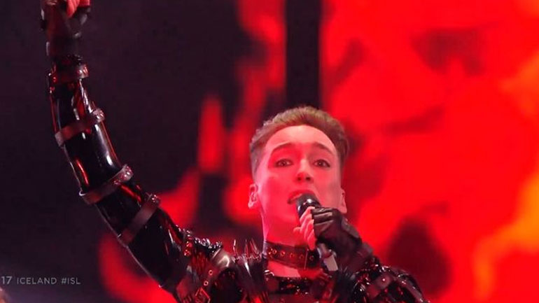 Eurovision 2019: Η αμφιλεγόμενη εμφάνιση της Ισλανδίας «έβαλε» φωτιές στον μουσικό διαγωνισμό