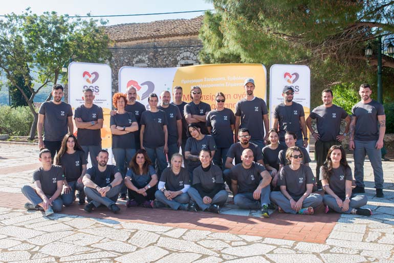 Οι εθελοντες και γιατροί που συμμετείχαν...