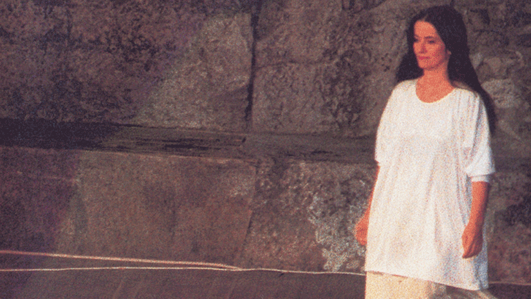 Η Ελένη Καραΐνδρου θυμάται!