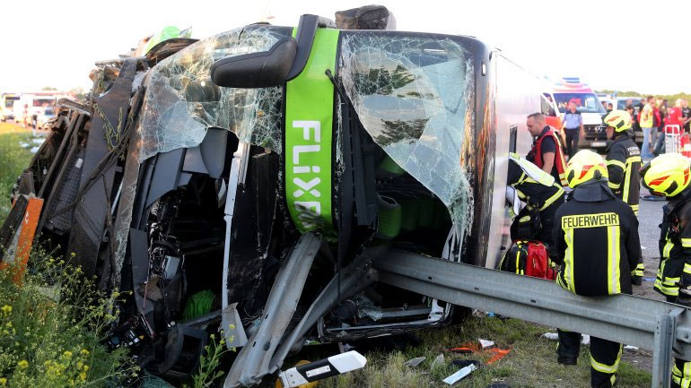 Γερμανία: Ένας νεκρός και 60 τραυματίες σε τροχαίο