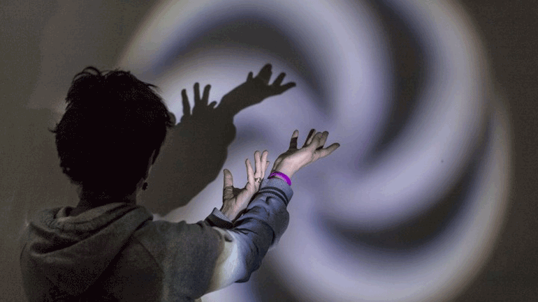 «Eyes of Light-Εστιάζοντας στη ζωή»: Η φωτογραφία ως εργαλείο ενδυνάμωσης ατόμων με εμπειρία καρκίνου