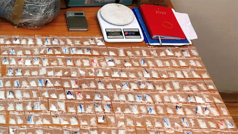 Εξαρθρώθηκε σπείρα που διακινούσε ναρκωτικά στην ΑΣΟΕΕ – Κατασχέθηκαν 1.362 συσκευασίες