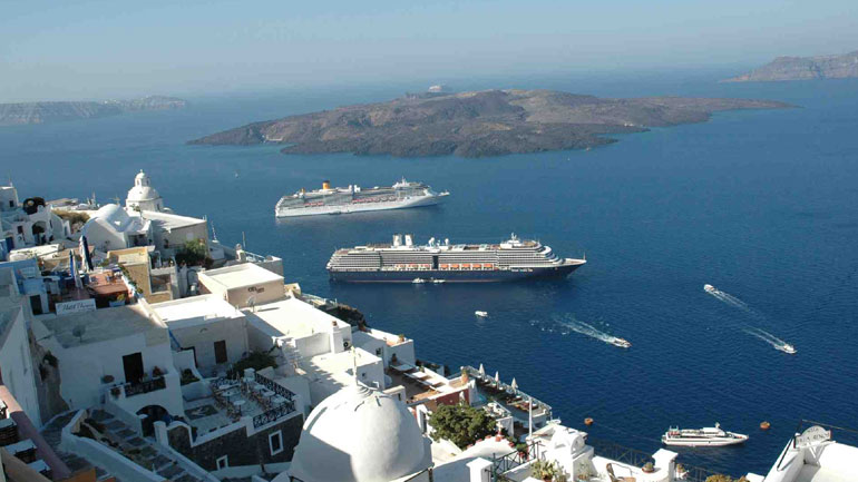 Αυξημένα κατά 37% τα έσοδα από τον τουρισμό