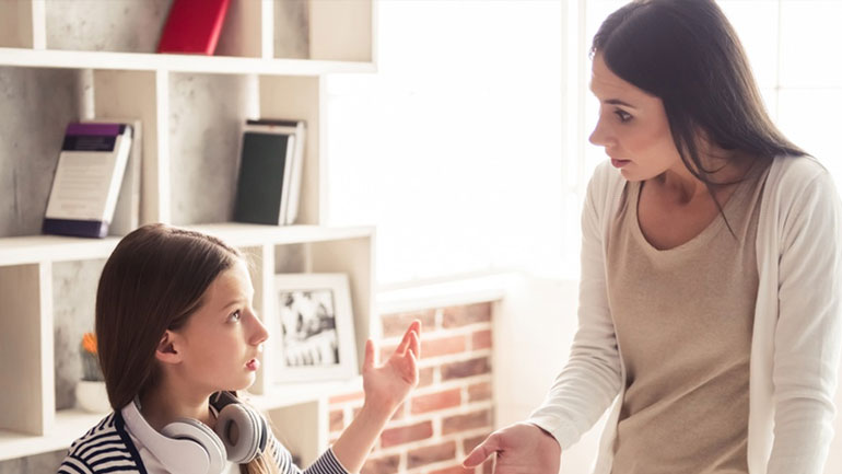 Τι να προσέξετε για να μη μεγαλώσετε ένα ανασφαλές παιδί