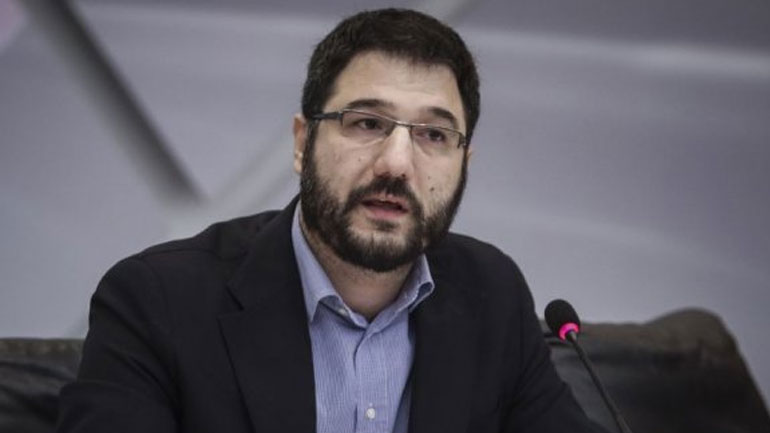 Για «σεξιστικό κατήφορο» καταγγέλλει τον πρόεδρο της ΝΔ ο Ν. Ηλιόπουλος