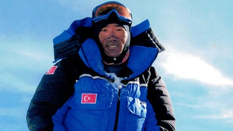 Νέο ρεκόρ αναβάσεων στο Έβερεστ για τον Νεπαλέζο Κάμι Ρίτα