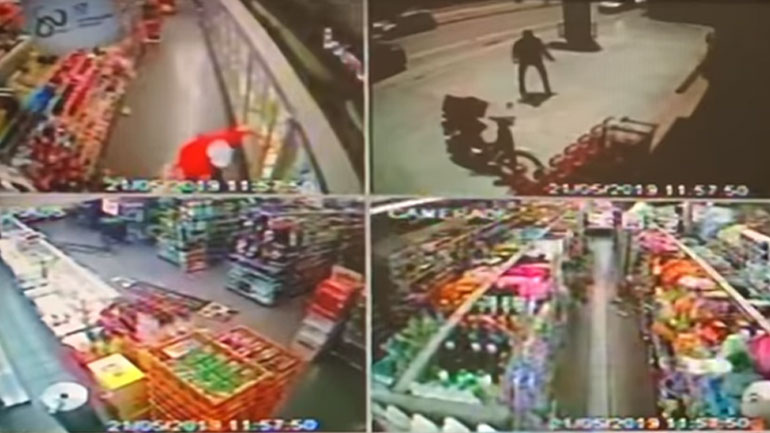 Η στιγμή του σεισμού στην Ανδραβίδα Η στιγμή του σεισμού στην Ανδραβίδα