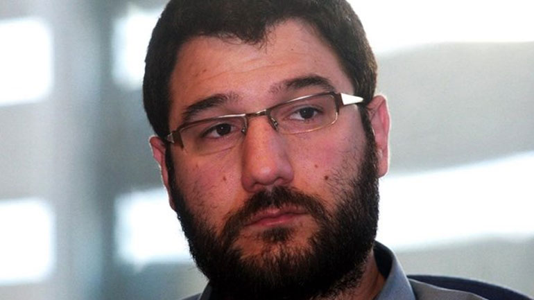 Ηλιόπουλος: Στόχος να απομακρύνουμε τα «τραπεζάκια» του παρεμπορίου