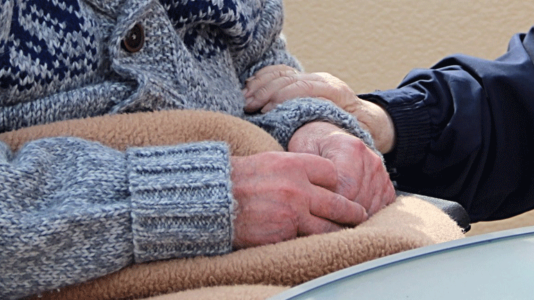 Γαλλία: Έρευνα για δολοφονία σε οίκο ευγηρίας με βασική ύποπτη μια γυναίκα… 102 ετών