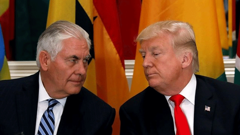 Επίθεση Τραμπ στον πρώην ΥΠΕΞ Τίλερσον: «Βλάκας με περικεφαλαία»