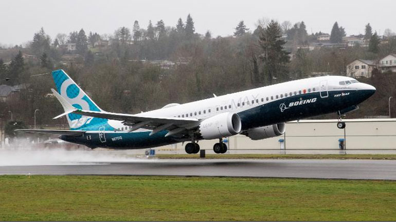 Σε περιδίνηση η Boeing λόγω της καθήλωσης των αεροσκαφών 737 Max 8