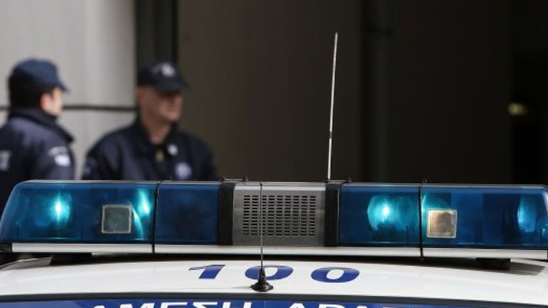 Δύο συλλήψεις για τον τραυματισμό 41χρονης από όπλο στα Εξάρχεια