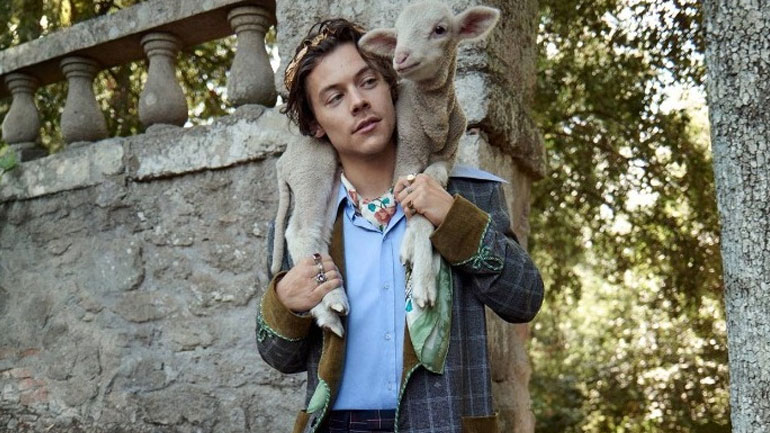 O Χάρι Στάιλς για τρίτη φορά στη διαφημιστική καμπάνια του οίκου Gucci