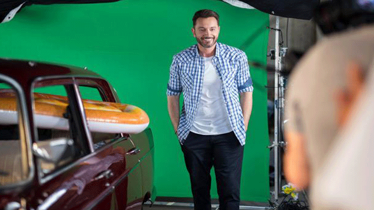 Χρήστος Μενιδιάτης: Backstage φωτογραφίες από τα γυρίσματα του νέου του video clip