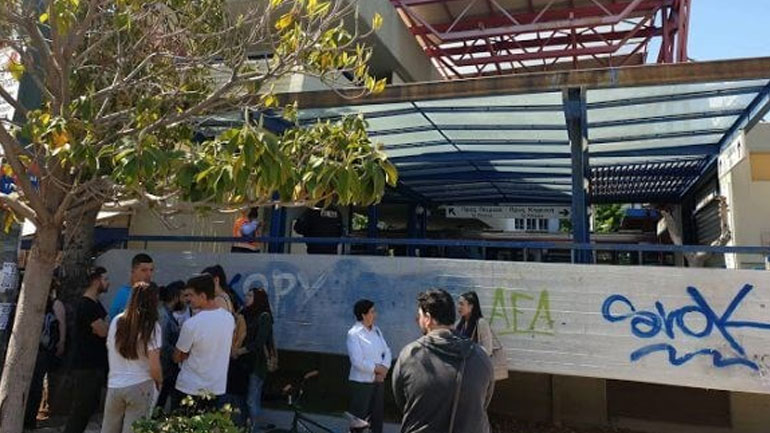 Νέα στοιχεία για την υπόθεση της 14χρονης που αυτοκτόνησε στο Μοσχάτο