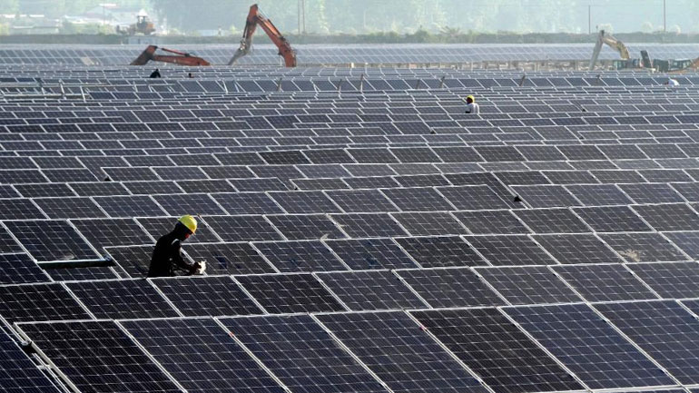 Κίνα: Καταργούνται οι επιδοτήσεις στην παραγωγή των φωτοβολταϊκών
