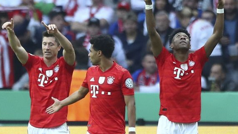 Γερμανία: Το… σήκωσε η Μπάγερν, 3-0 τη Λειψία στον τελικό Κυπέλλου