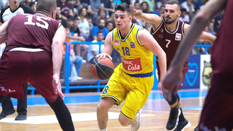 Μπάσκετ: Στα ημιτελικά με ανατροπή το Περιστέρι, 74-64 τον Ήφαιστο Λήμνου