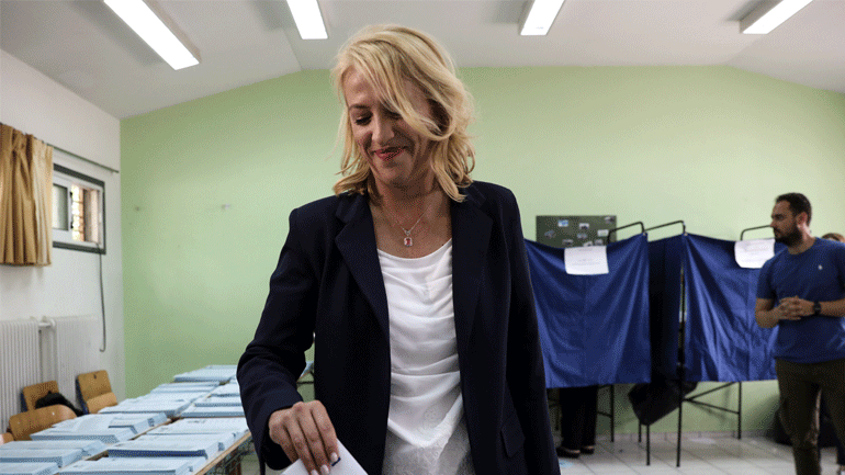 Δούρου: Σήμερα λέμε «όχι» στην αποχή, «ναι» στη Δημοκρατία