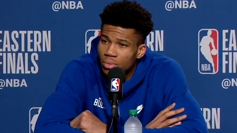 Αποχώρησε από τη συνέντευξη Τύπου ο Γιάννης Αντετοκούνμπο