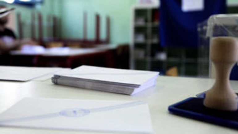 Εξελέγησαν σε 6 Περιφέρειες από τον α’ γύρο