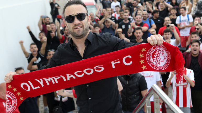 Στα γραφεία του Ολυμπιακού ο Βαλμπουενά