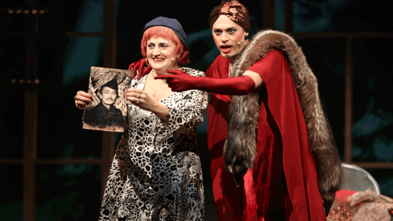 «Ρένα» με την Υρώ Μανέ σε καλοκαιρινή περιοδεία