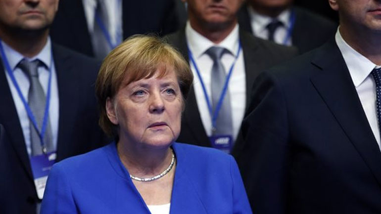 Μέρκελ: Πρέπει να βρούμε καλύτερες απαντήσεις