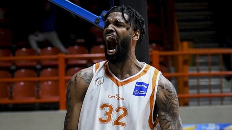 Προμηθέας: Ανανέωσε ο Οκτάβιους Έλις