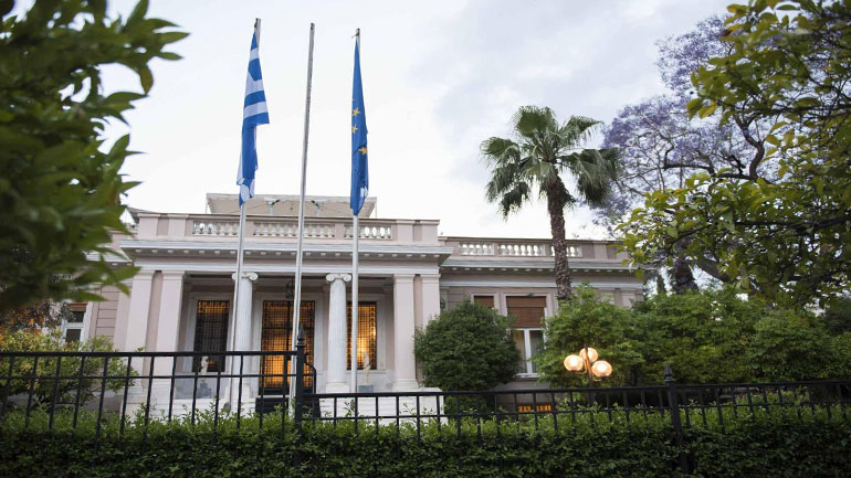 Επίθεση Μαξίμου κατά Μητσοτάκη και Στουρνάρα