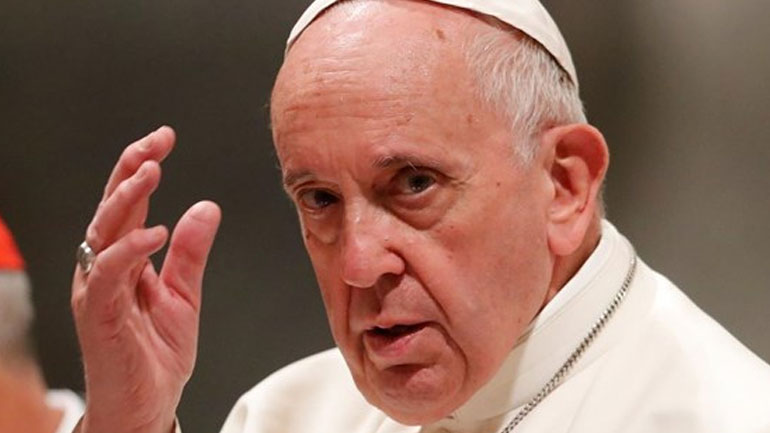 Πρόθυμος να πει στον Τραμπ ότι είναι λάθος να υψώνει τείχη στα σύνορα με το Μεξικό δηλώνει ο πάπας Φραγκίσκος