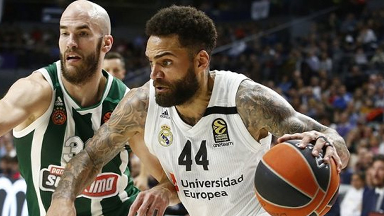 Συνεχίζει στη Ρεάλ ο Τζέφρι Τέιλορ