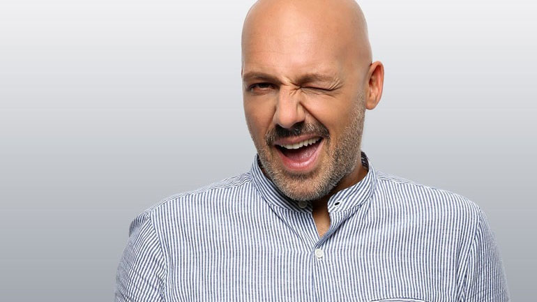 O Νίκος Μουτσινάς αποκαλύπτει τον λόγο που θα αυξηθεί η διάρκεια της εκπομπής του