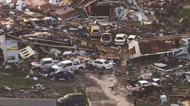 ΗΠΑ: Τουλάχιστον ένας νεκρός και 35 τραυματίες από το χτύπημα ανεμοστρόβιλων στο Ντέιτον του Οχάιο