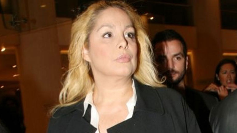 Η Τζένη Χειλουδάκη «αποχαιρετά» την Τζούλια Μπάρκα!