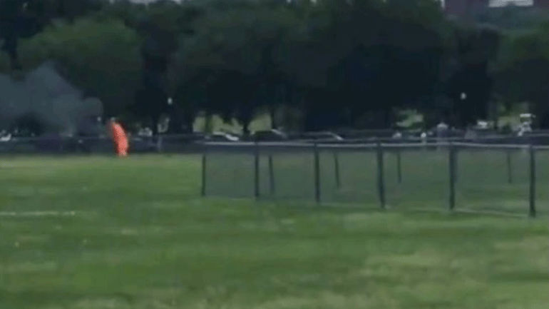 Άνδρας αυτοπυρπολήθηκε κοντά στον Λευκό Οίκο