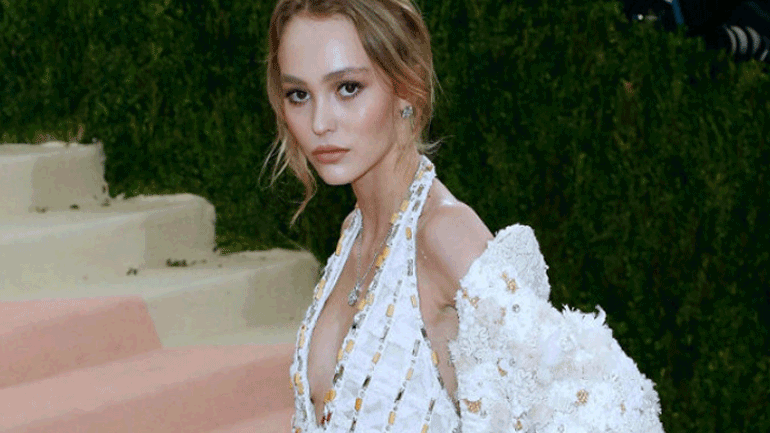 Η Λίλι Ρόουζ Ντεπ έγινε 20 ετών