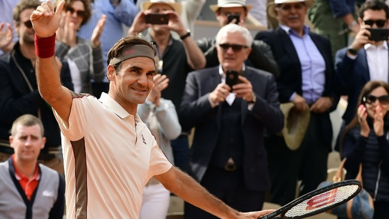 Νέα νίκη για τον Φέντερερ στο Ρολάν Γκαρός