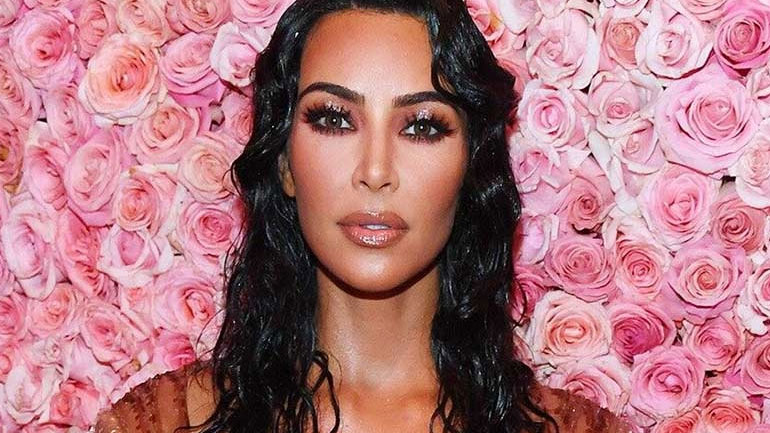 Η Kim Kardashian μόλις υιοθέτησε το απόλυτο hair look του εφετινού καλοκαιριού!
